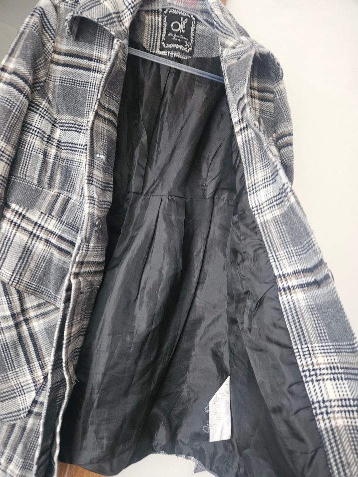 Gri Ekose Düğmeli Midi Kadın Kaban - Görsel 4