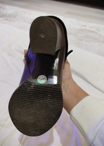 Kahverengi Yılan Derisi Desenli Kadın Dizüstü Bot - Görsel 3