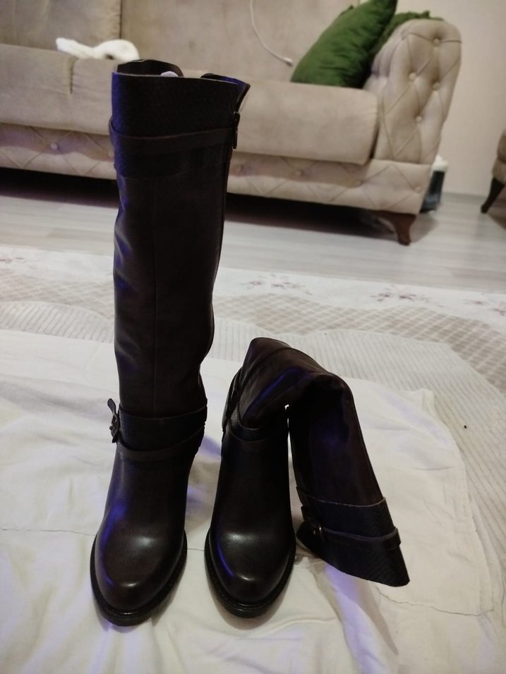 Kahverengi Yılan Derisi Desenli Kadın Dizüstü Bot - Görsel 5