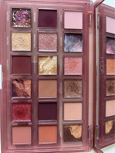 Beden Huda Beauty Far Paleti