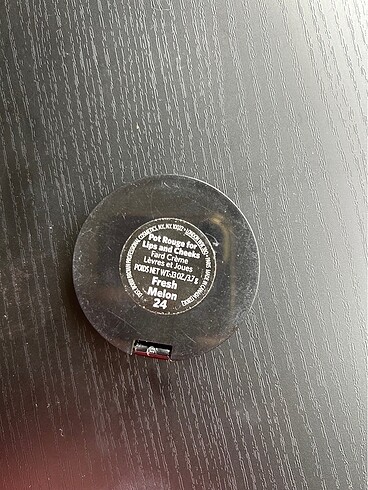 Beden Bobbi Brown Krem Allık