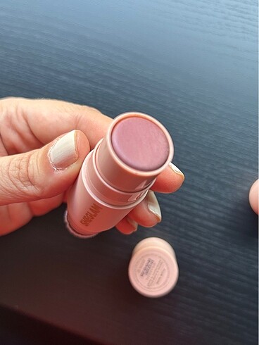 Beden SheGlam Stick Allık