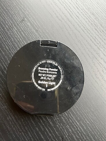 Beden Bobbi Brown Bronzing Powder