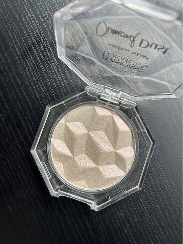 Physician Formula Physicians Formula Mineral Wear Diamond Dust Aydınlatıcı