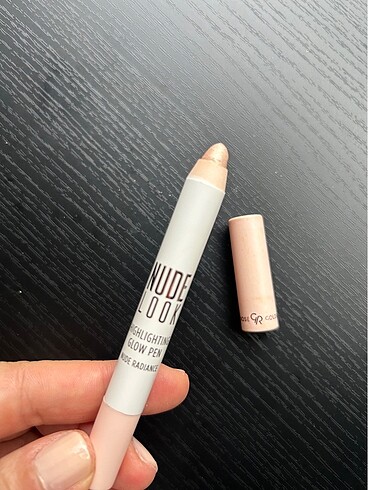 Golden Rose Nude Look Kalem Aydınlatıcı