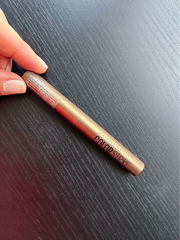 Maybelline Maybelline Color Strike Far