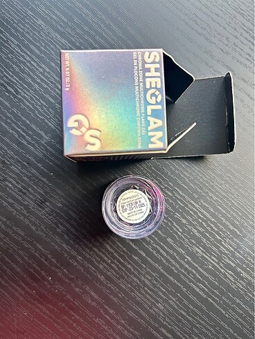 Beden Renk SheGlam Chroma Zone Multichrome Flake Gel