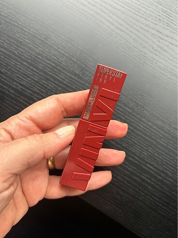 Maybelline Super Stay Vinyl Ink Likit Ruj