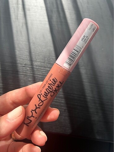 NYX Lip Lingerie XXL Likit Mat Ruj