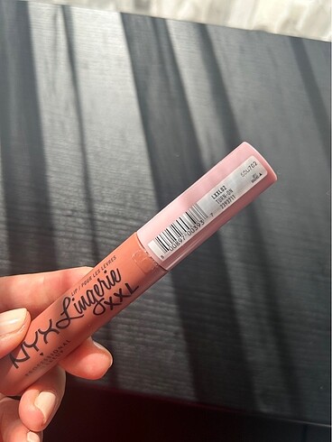 NYX NYX Lip Lingerie XXL Likit Mat Ruj