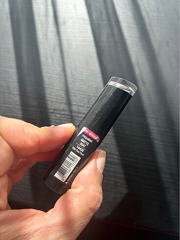 Beden Wet n Wild MegaLast Mat Ruj