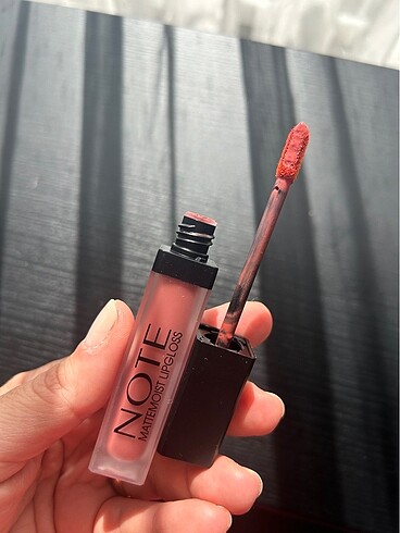 Beden çeşitli Renk Note Mattemoist Likit Mat Lipgloss