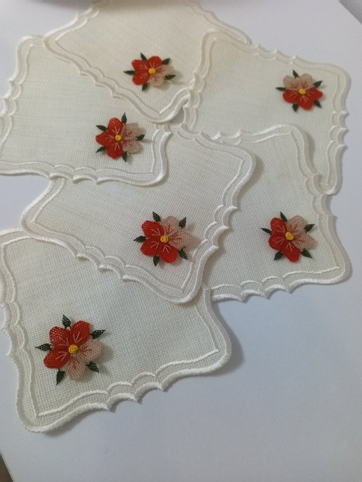 Nakışlı Beyaz Keten Peçete Seti - Görsel 2