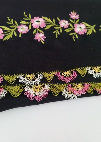 Çiçek İşlemeli Dantel Detaylı Kadın Fular - Görsel 6