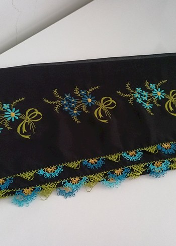 Çiçek İşlemeli Dantel Detaylı Kadın Fular - Görsel 12