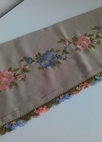 Dantel Detaylı Beyaz Kadın Fular - Görsel 8