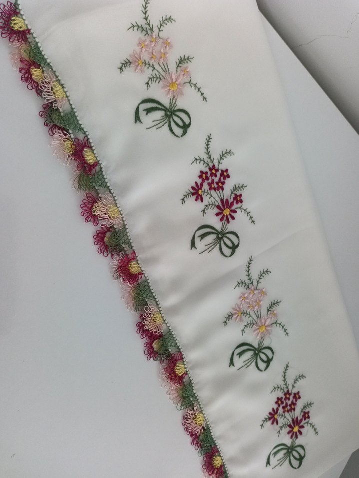 Dantel Detaylı Beyaz Kadın Fular - Görsel 2