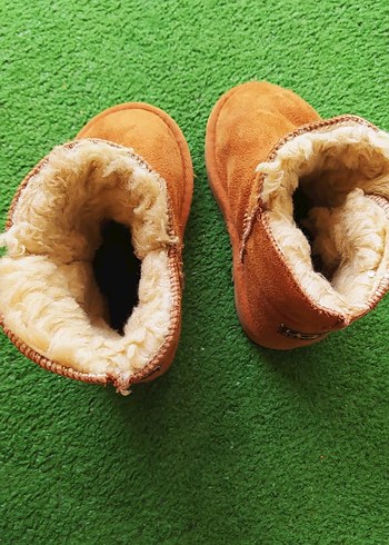Ugg Kahverengi Süet Kürklü Kadın Botu
