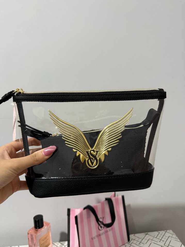 Altın Renkli Fermuarlı Kadın Makyaj Çantası - Görsel 2