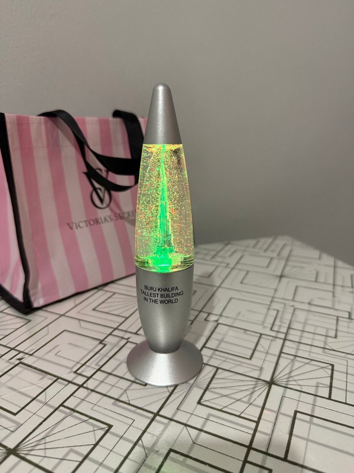 Burj Khalifa Temalı Kadın Parfümü - Görsel 4