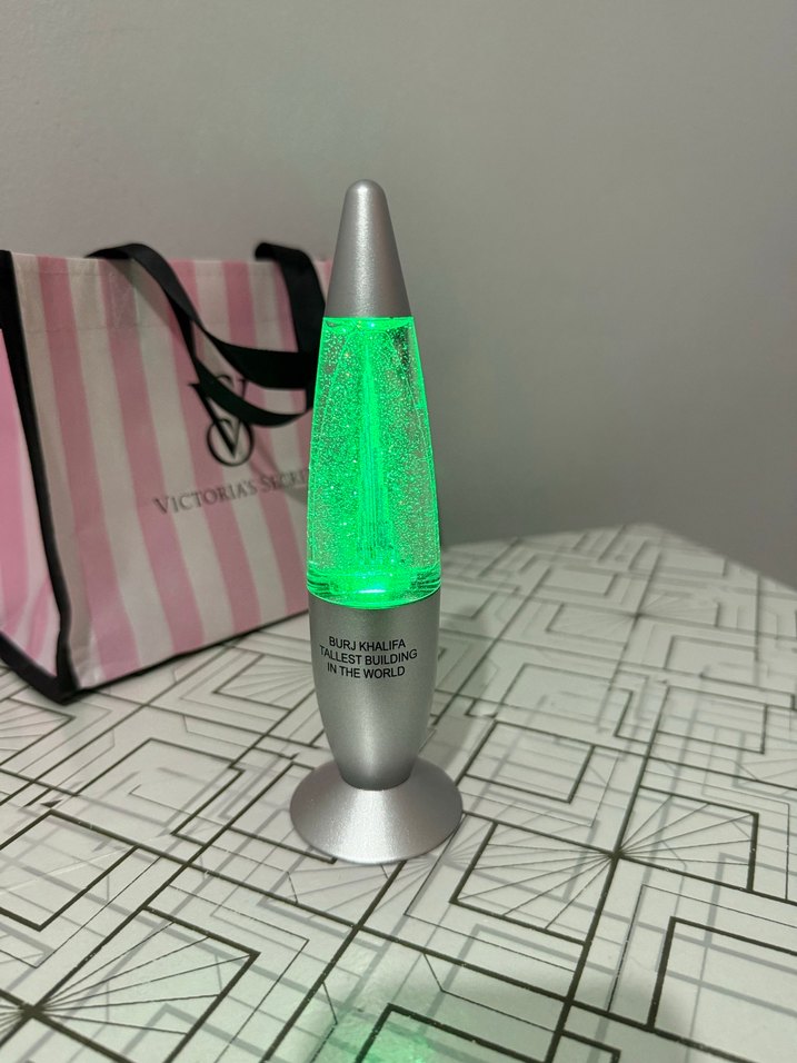 Burj Khalifa Temalı Kadın Parfümü - Görsel 3