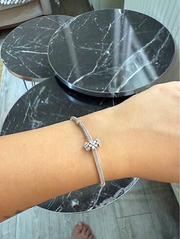 Beden Pandora Charm