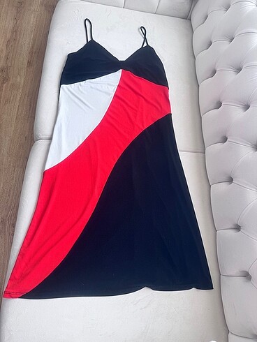 ZARA L BDN ELBİSE