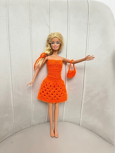Barbie kıyafeti