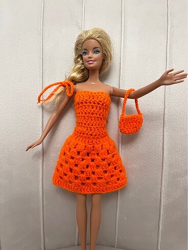 Barbie Barbie kıyafeti