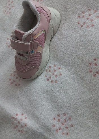 Diğer Kız Çocuk Pembe Cırtlı Spor Ayakkabı