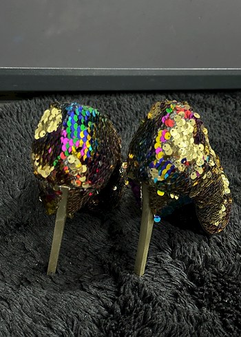 Parlak Pul Detaylı Renkli Yılan Desenli Topuklu - Görsel 4