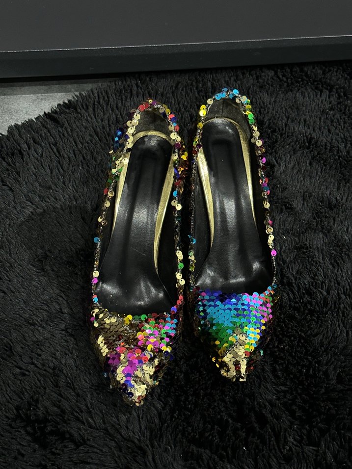 Parlak Pul Detaylı Renkli Yılan Desenli Topuklu - Görsel 2