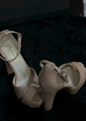 Bej Platform Topuklu Klasik Kadın Ayakkabı - Görsel 2