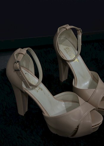 Bej Platform Topuklu Klasik Kadın Ayakkabı - Görsel 3