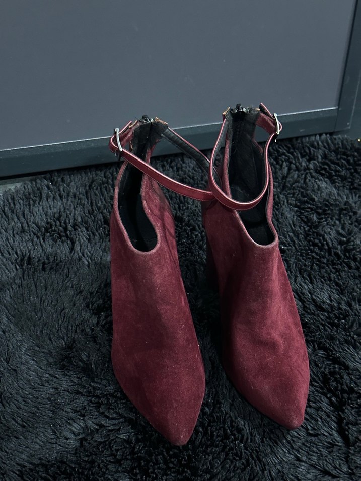 Bordo Süet Tokalı Kadın Bot - Görsel 2