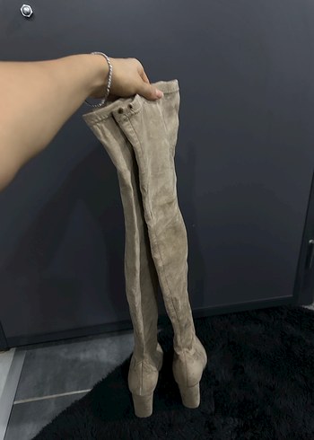 Bej Süet Diz Üstü Topuklu Çizme - Görsel 4