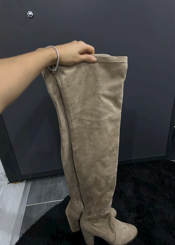 Bej Süet Diz Üstü Topuklu Çizme - Görsel 2