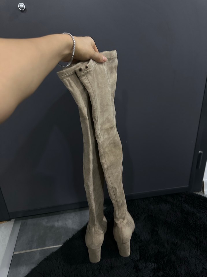 Bej Süet Diz Üstü Topuklu Çizme - Görsel 4