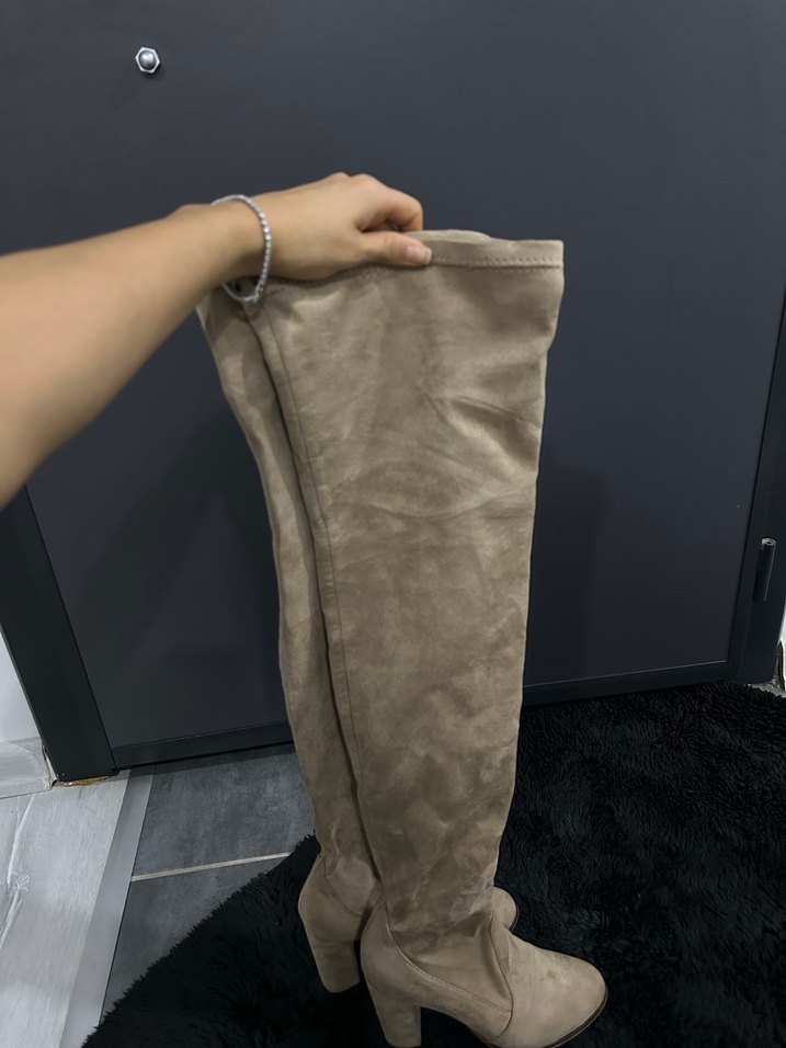 Bej Süet Diz Üstü Topuklu Çizme - Görsel 2