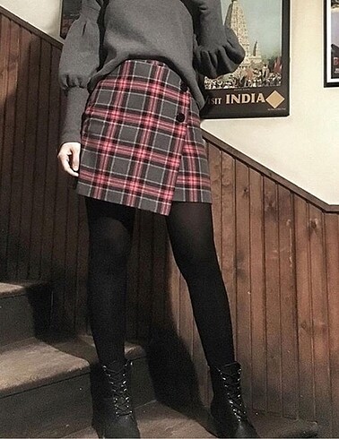 Ekoseli etek