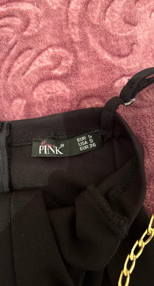 Zincir Detaylı Siyah Midi Straplez Elbise - Görsel 3