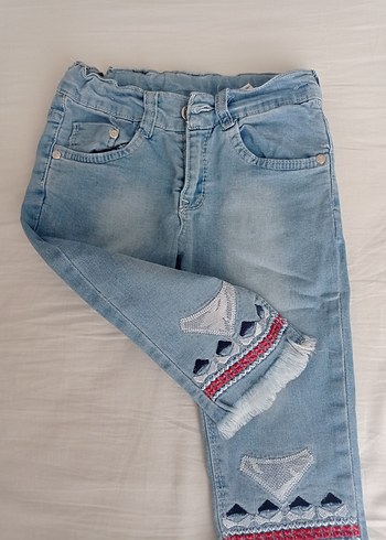 Nakışlı Mavi Kız Çocuk Denim Pantolon - Görsel 2