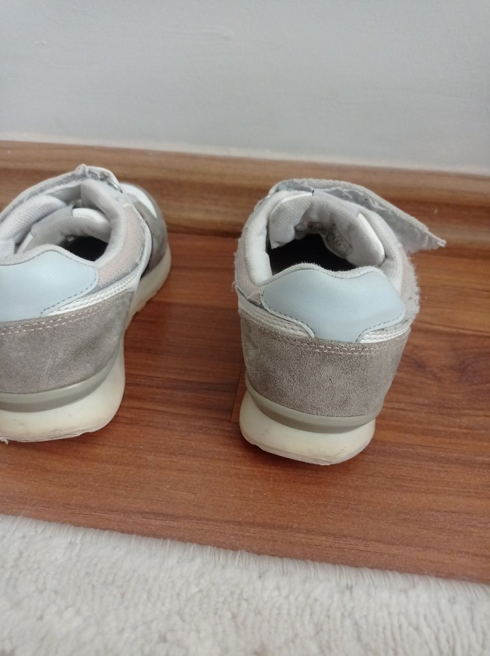 kız Çocuk Beyaz Gri Cırtlı Spor Ayakkabı - Görsel 3