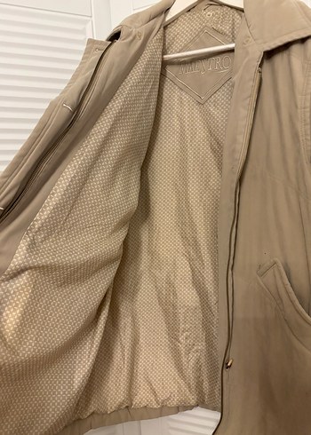 Bej Düğmeli Kadın Mont - Görsel 3