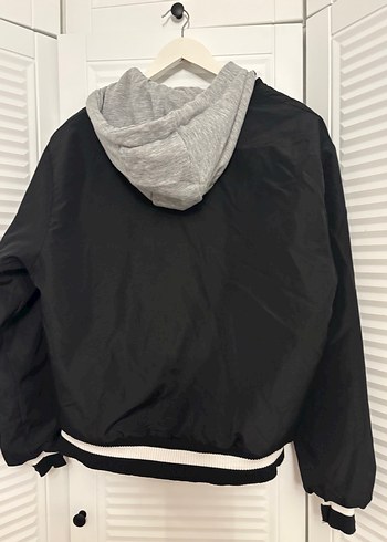 Gri Kapüşonlu Siyah Kadın Fermuarlı Ceket - Görsel 6