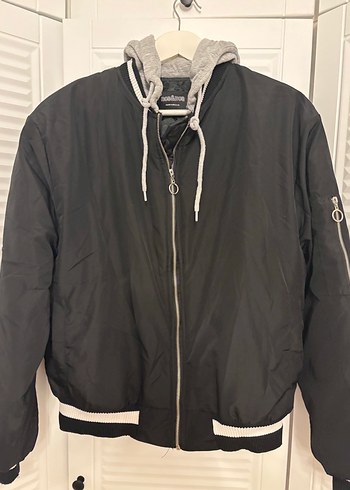 Gri Kapüşonlu Siyah Kadın Fermuarlı Ceket - Görsel 4