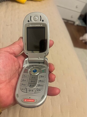 Motorola tuşlu telefon