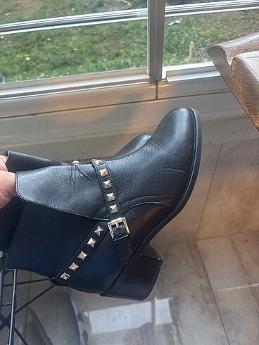 36 Beden Stradivarius bot