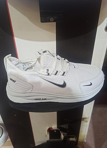 Unisex çocuk spor ayakkabisi