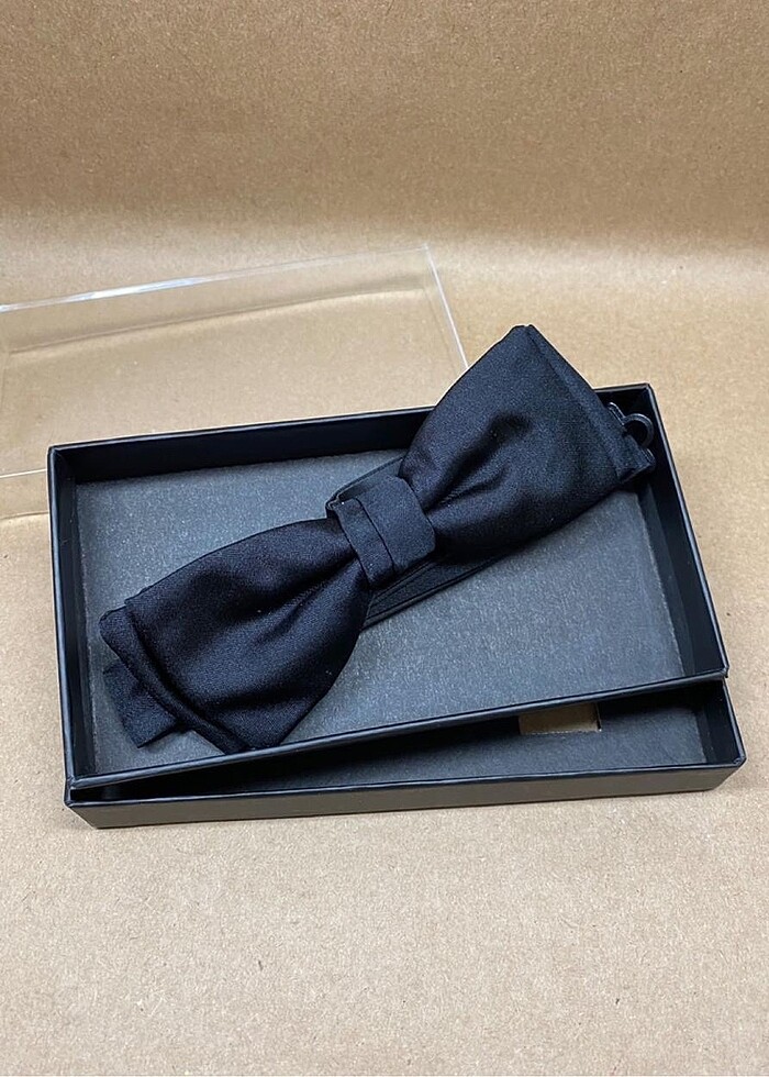 Hugo Boss İpek Papyon - Görsel 3